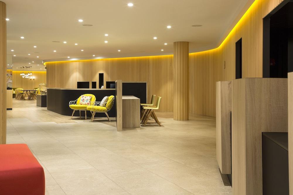 Apart-hotel Citadines Ramblas 3*